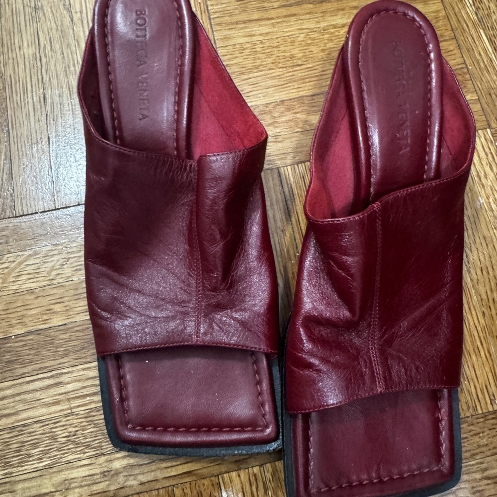 Bottega Veneta Deep Red Leather Sandals